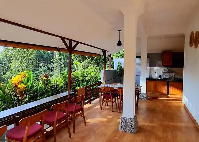 Villa Sari Kembang 2 *